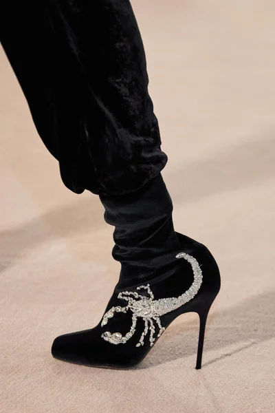 Look 204